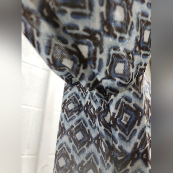 Liz & Co Women Blouse Pretty Shades of Blue Brown and Green - Picture 2 of 10